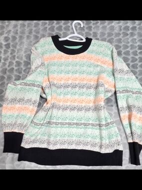 Women’s Mint & Peach Striped Crewneck Sweater